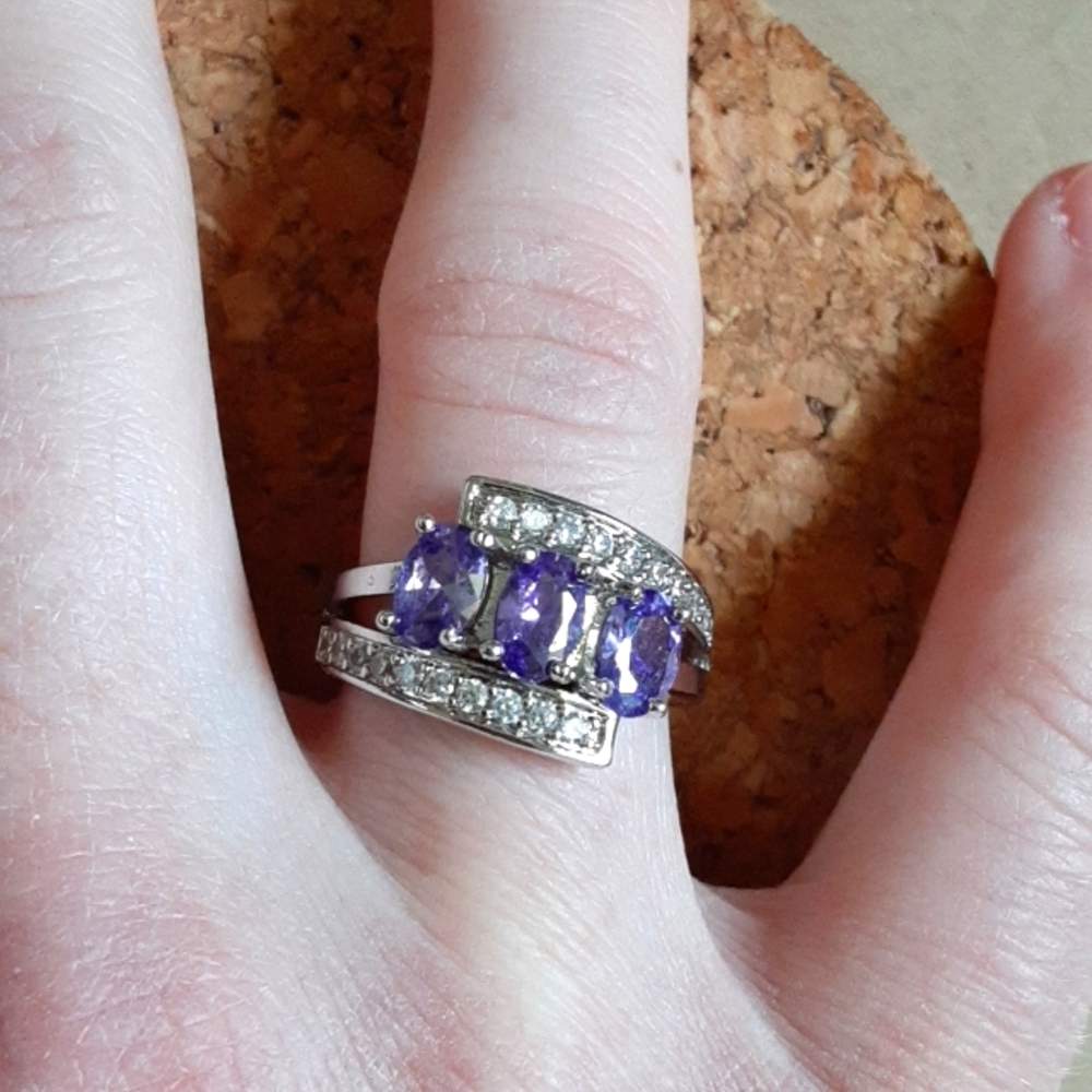 Large Purple Pretty Women's Ring, Size: 5 - Picture 2 of 13